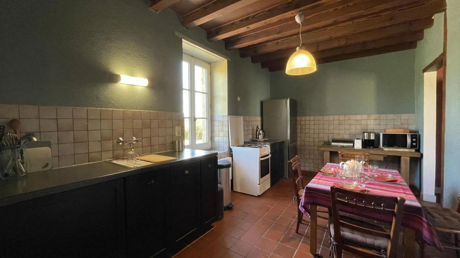 Grande Ferme Avec Piscine Privative Et Jardin, Proche Etang, Chappes - Fr-1-489-90 빌라 0*, Chappes (Allier)