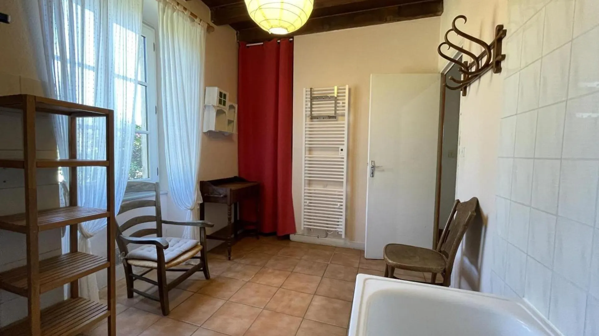Grande Ferme Avec Piscine Privative Et Jardin, Proche Etang, Chappes - Fr-1-489-90 빌라